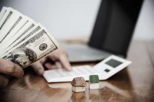 Hassle-Free Home Sales With Instant Cash Payments Hassle-Free Home Sales With Instant Cash Payments